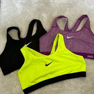 Nike sports bra bundle